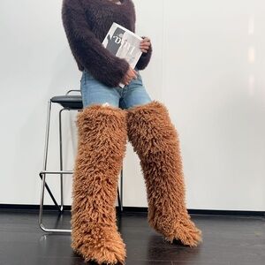 Furry Brown Women's Boots